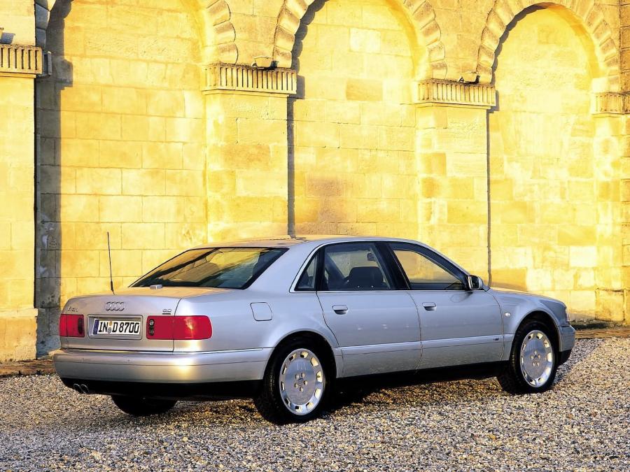  Audi A8 L 6.0 Quattro (D2) 2001 года  (фото 8 из 27)